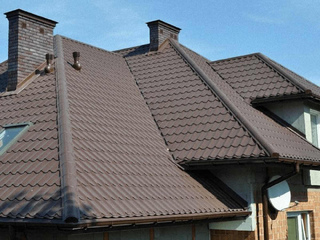 Металлочерепица Grand Line Монтеррей 0,5 PurPro Matt RR 32 Темно-коричневый 3 - в «Монолит-Металлопрокат».